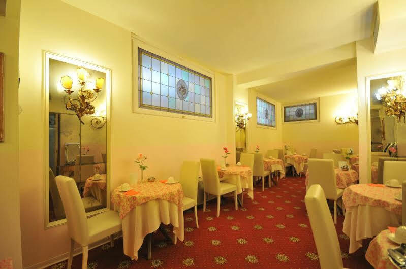 C-hotels De Rose Palace 4* Florencia